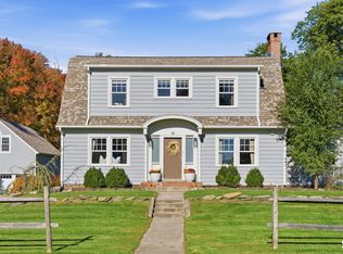 16 Riverside Road, Simsbury, CT 06070