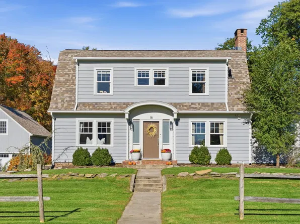 16 Riverside Road, Simsbury, CT 06070