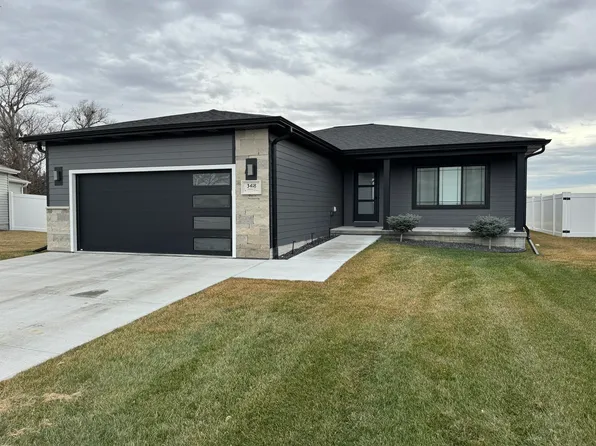 3418 V Ave, Kearney, NE 68847