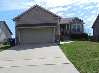 9105 E Creed St, Wichita, KS 67210