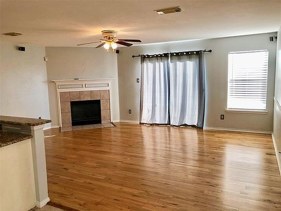 4th image of 3428 Huisache Blvd