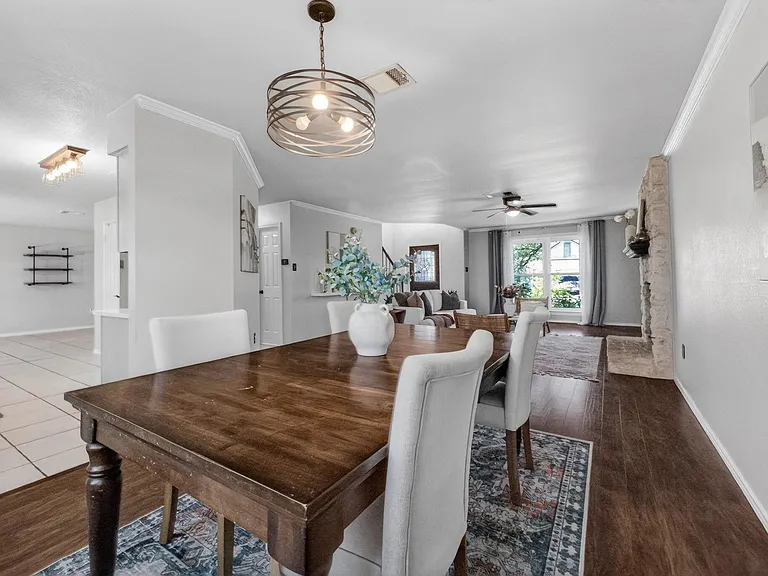 2712 Buckeye Trl — Photo 7