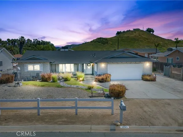 2965 Bronco Ln, Norco, CA 92860
