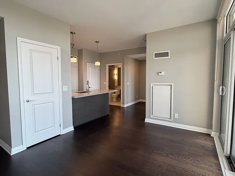 8 Mercer St #2107 — Photo 10