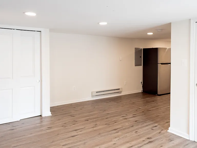 649 Alcott St #1B — Photo 2