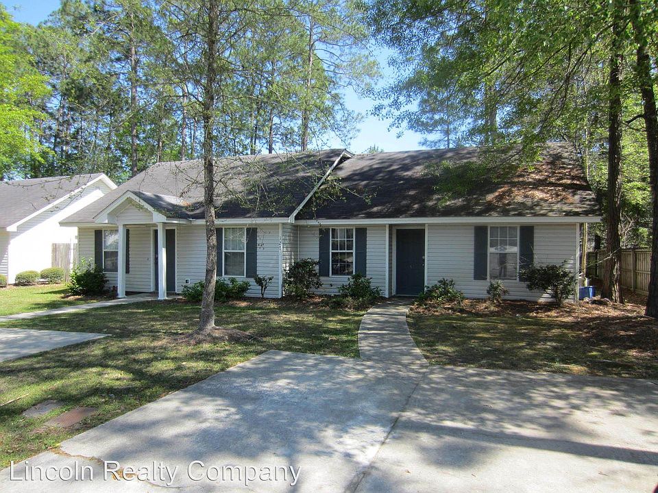 1st image of 3201 Tyndall Dr APT A