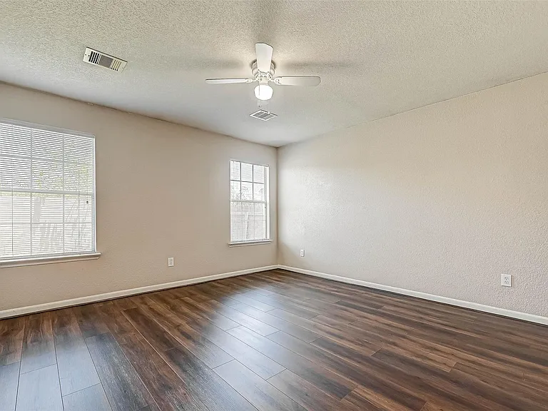 22138 Orchard Dale Dr — Photo 14
