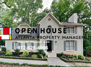 2517 Zachary Woods Dr NW, Marietta, GA 30064