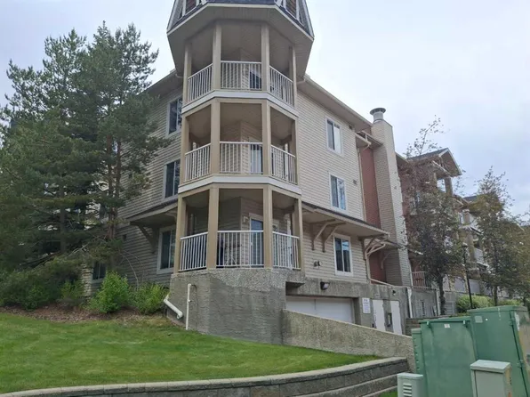 70 SW Panamount Dr NW #2201, Calgary, AB T3K 6G8