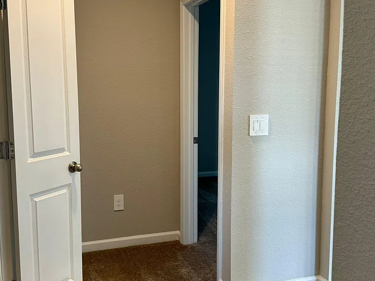 657 Silver Landing Dr — Photo 40