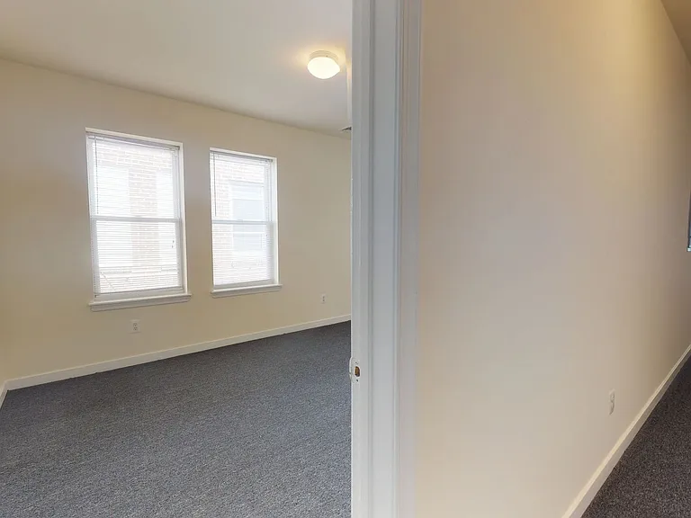 Osage Avenue Apartments — Photo 3