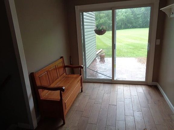 3rd image of 54 Hidden Creek Ln