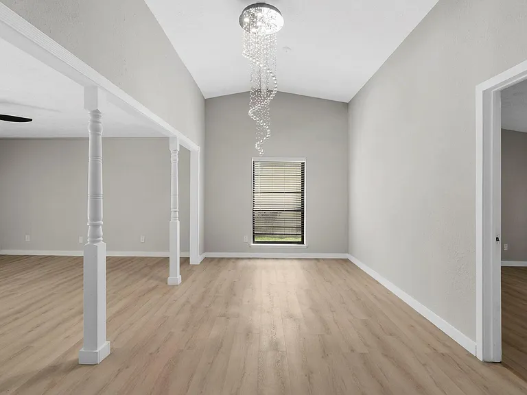 3902 Marywood Dr — Photo 12