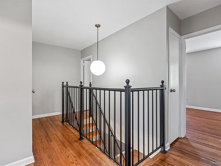 175-03 Peck Ave #2 — Photo 12