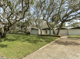 1611 Ocean Blvd, Atlantic Beach, FL 32233