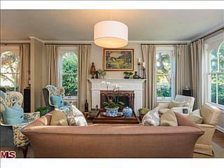 3rd image of 1024 Chautauqua Blvd