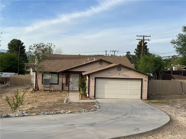 16175 Molino Dr, Victorville, CA 92395