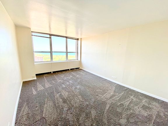 5th image of 655 W Irving Park Rd APT 3604