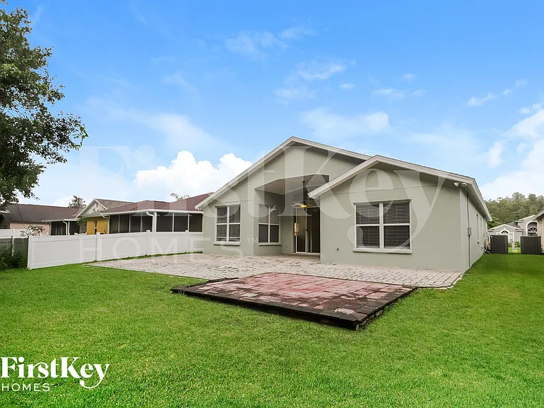 30916 Burleigh Dr — Photo 14