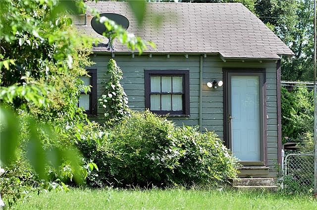 1st image of 7037 Red Bud Dr