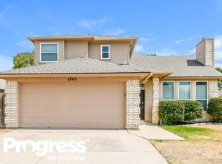 1745 Independence Rd, Blue Mound, TX 76131