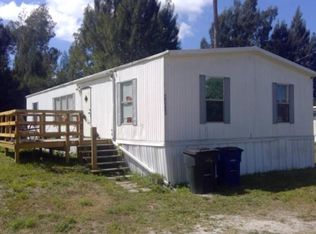 2063 Laurel Ln, North Fort Myers, FL 33917