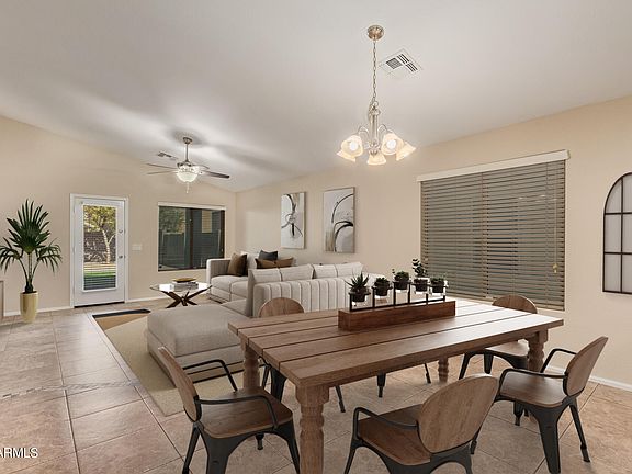 4th image of 40398 W SANDERS Way