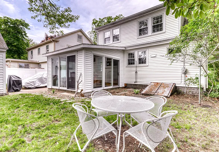 22 Seaview Ave — Photo 24