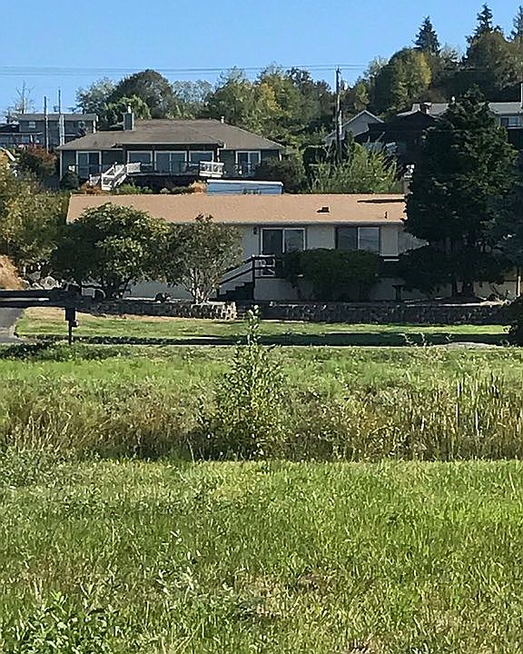 2nd image of 37934 Brant Rd NE