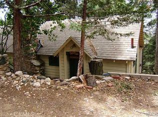 568 Lakewood Rd, Lake Arrowhead, CA 92352