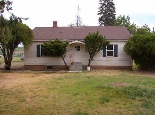 6041 S Naches Rd, Naches, WA 98937
