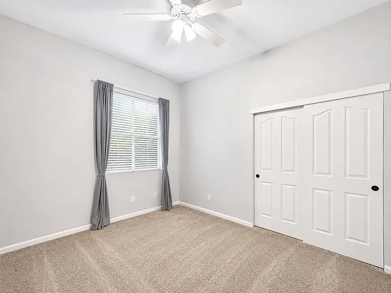 10163 Omeara Dr — Photo 32