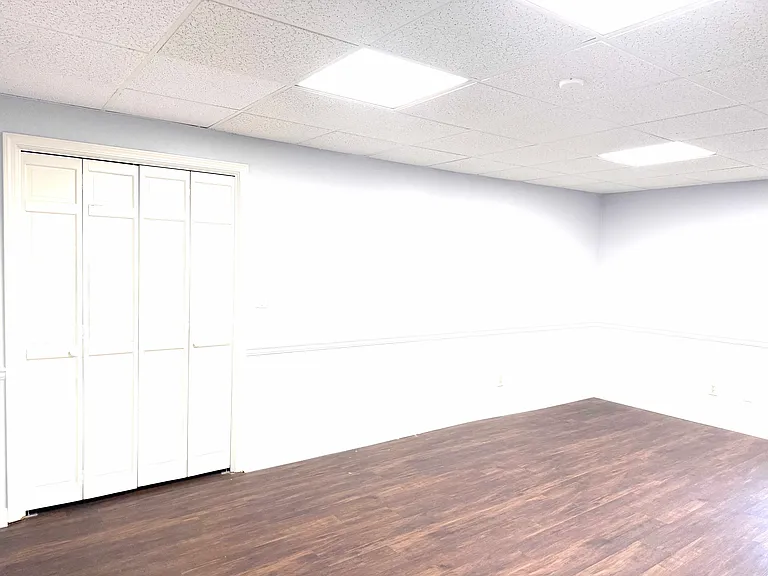 8870 Glen Ferry Dr — Photo 14