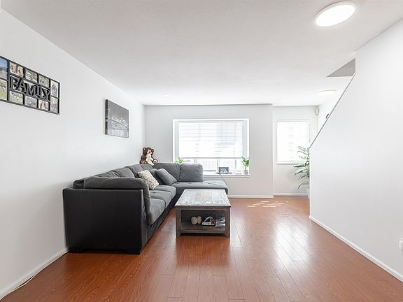 4th image of 12110 75a Ave #71