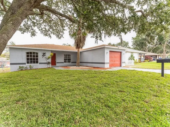 1611 Fruitwood Dr, Lakeland, FL 33805