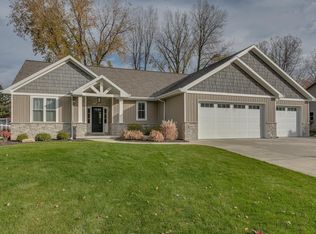 2523 Remington Rd, Green Bay, WI 54302