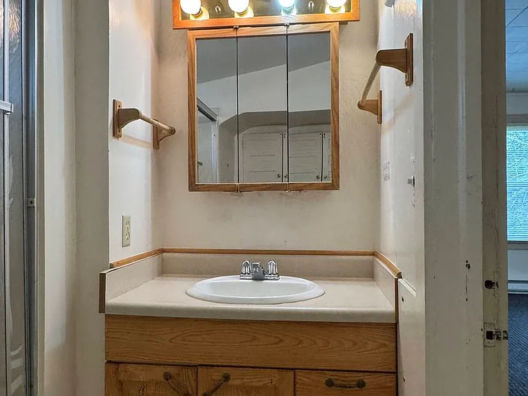 1418 Olive St #B — Photo 12