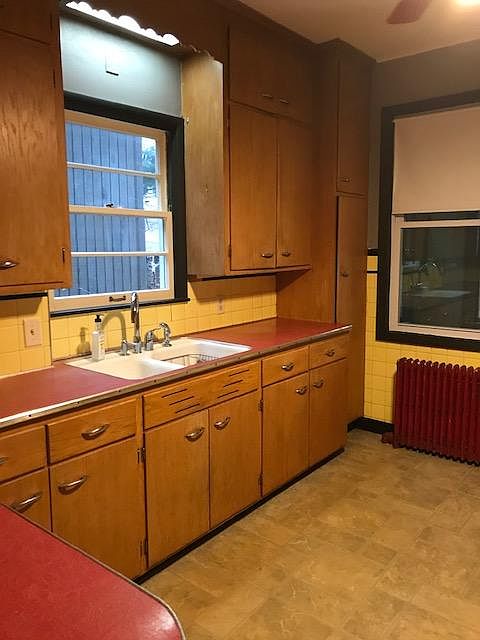 2nd image of 2515 California St