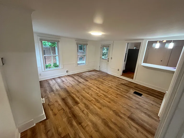 522 W Seneca St #1 — Photo 13