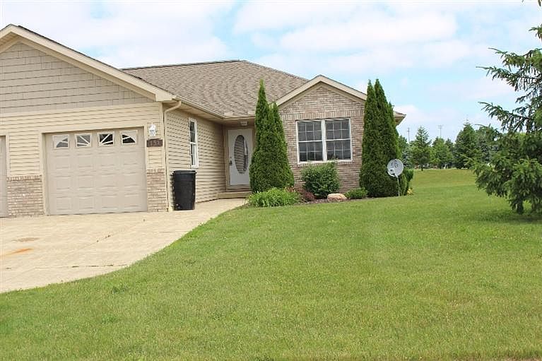 1st image of 751 Meadows Ct