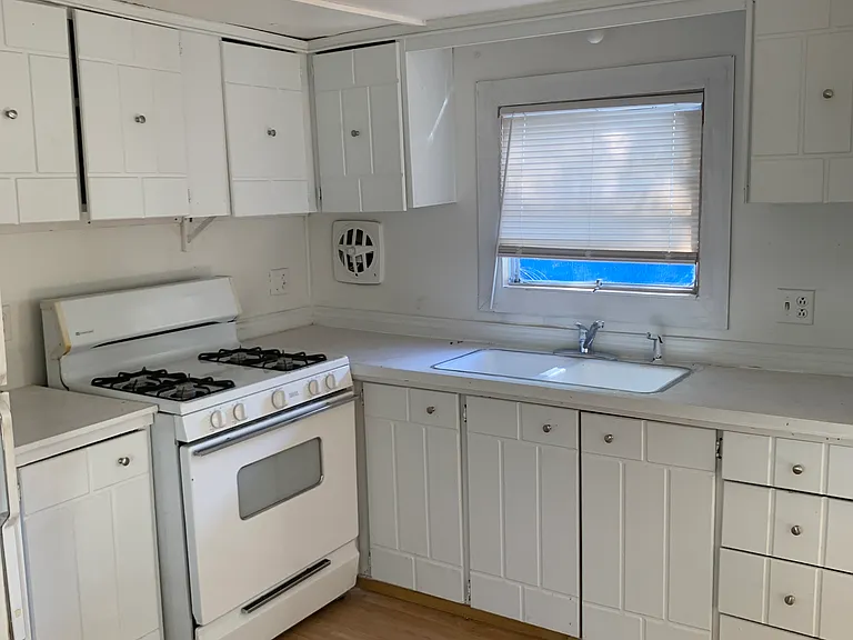 1120 S State St #27 — Photo 7