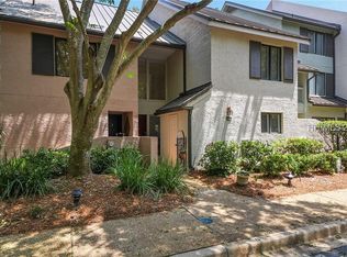 2 Lighthouse Ln APT 819, Hilton Head Island, SC 29928