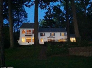 648 Lake Dr, Muskegon, MI 49445