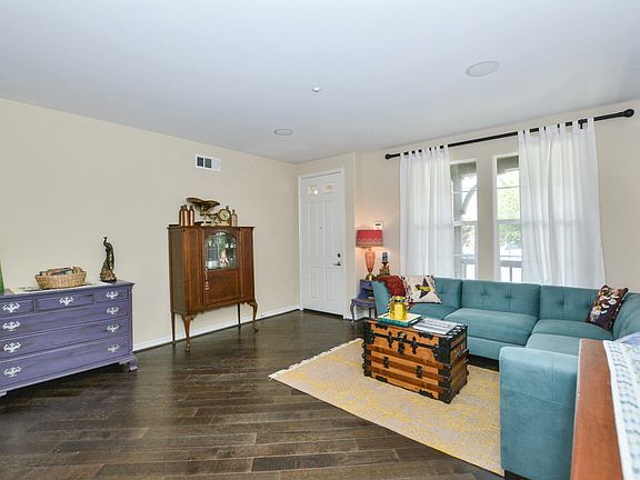 4th image of 5602 Galasso Ave