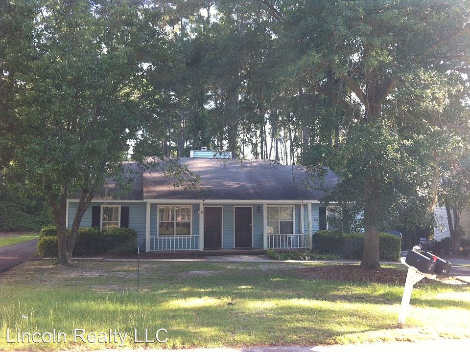 1st image of 4 Westbrook Cir APT A