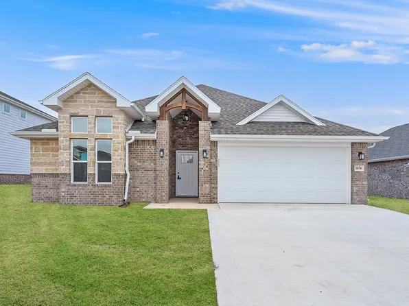1070 Ari Ave, Centerton, AR 72719