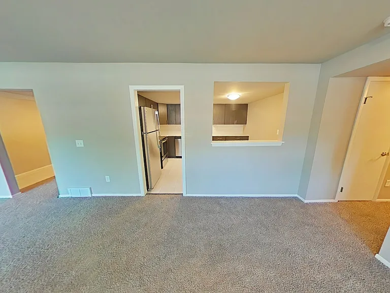 Woodland Reserve Apartments — Photo 43