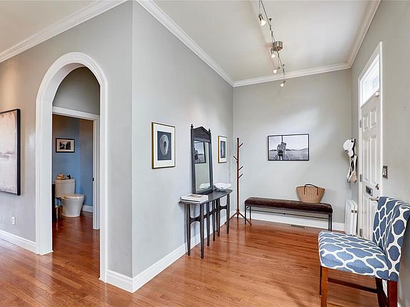 5th image of 4258 W Pine Blvd