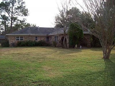 1st image of 4209 Pecan Dr