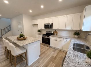 1570 Solitude Ct, Kannapolis, NC 28081